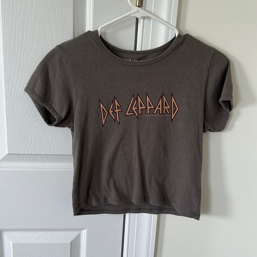 Def Leppard baby tee !
